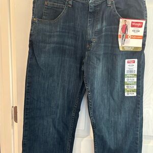 Wrangler Men's Flex Five Star Regular Fit Jeans